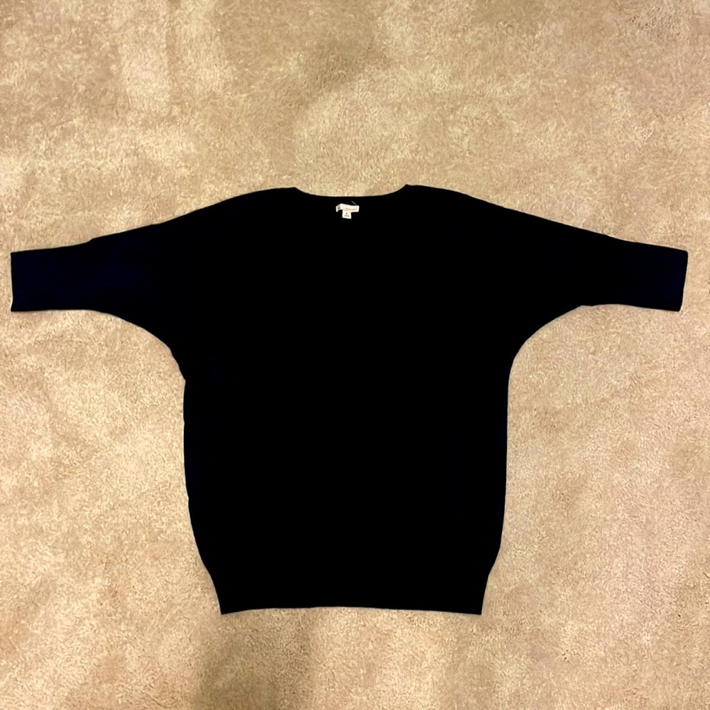 Medium Navy Gap Short Sleeve V-Neck Sweater, Never Worn
